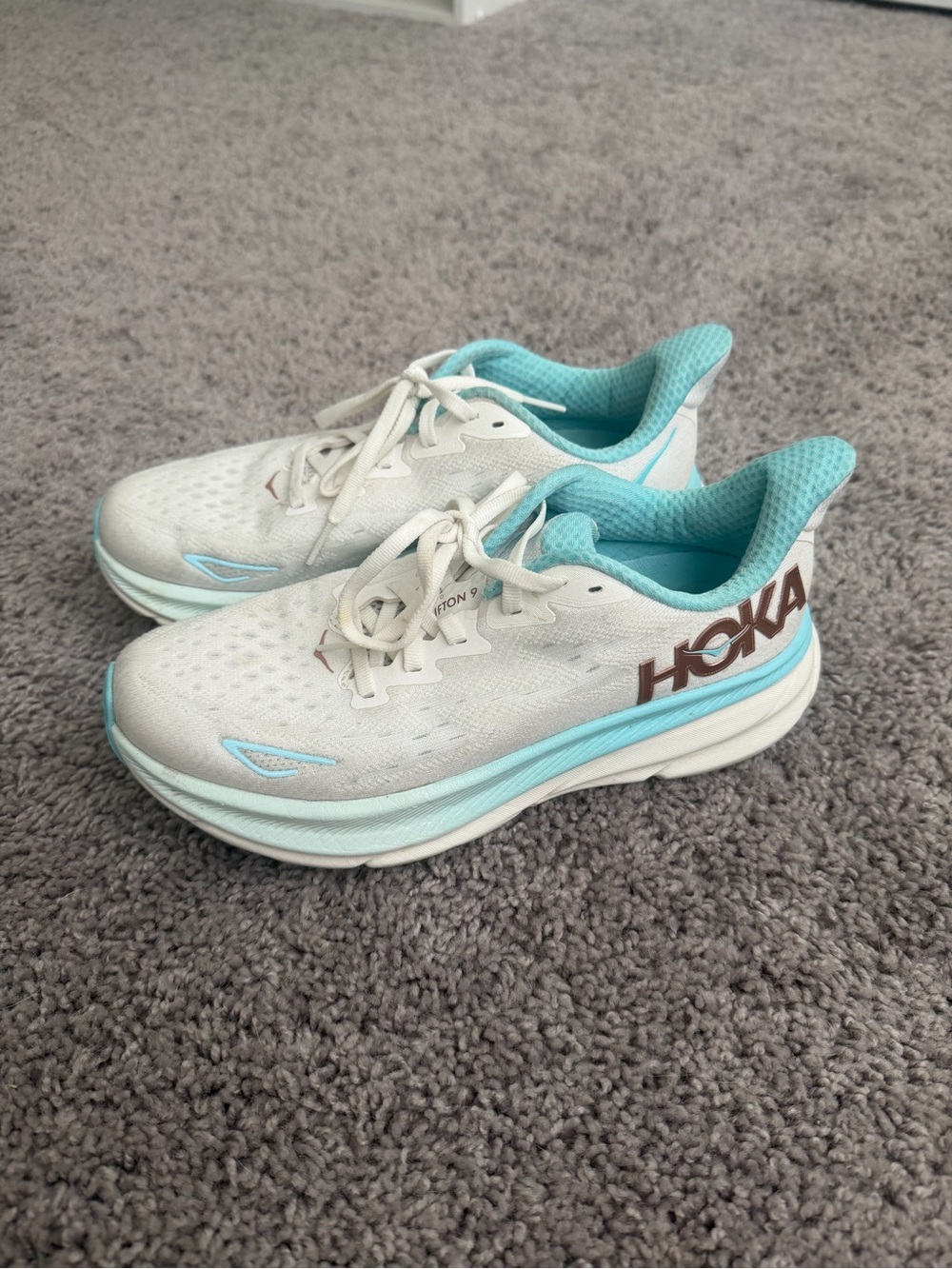 HOKA Women's Clifton 9 - Picture 2 of 6